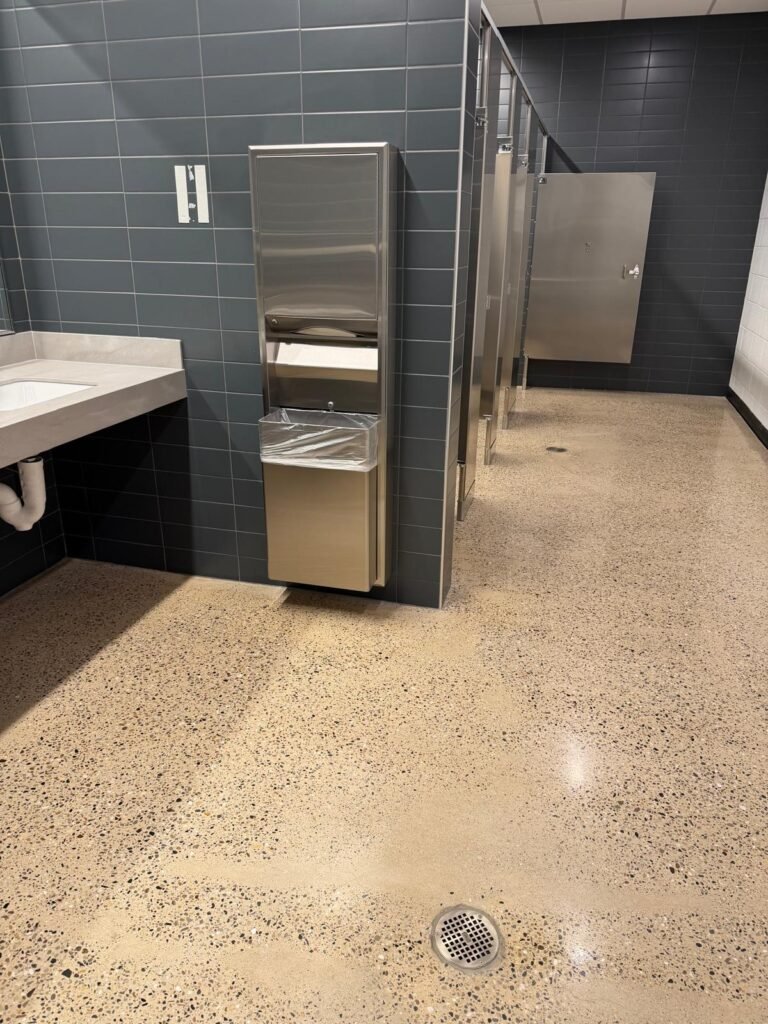 michigan washroom cleaning